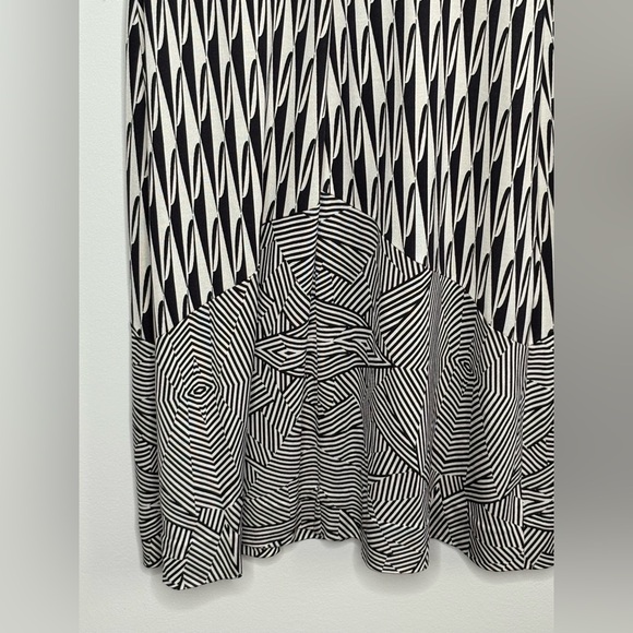 Diane Von Furstenberg Silk Fiona Dress - Picture 7 of 14